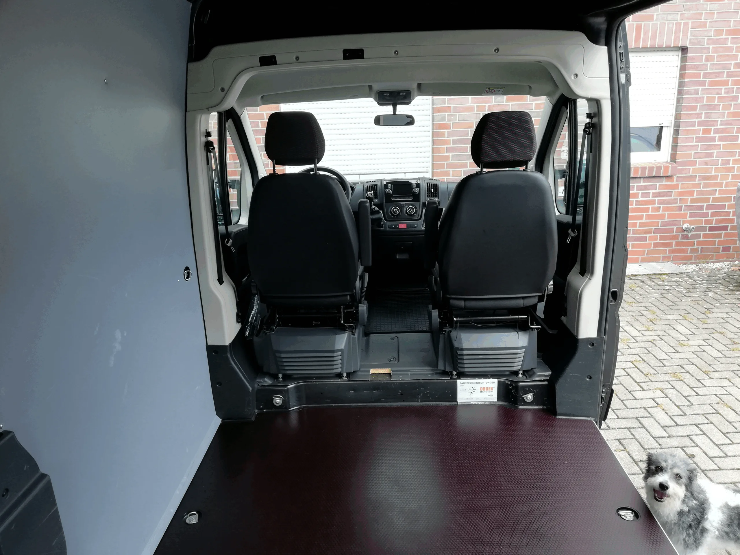 PAJ Stories Car Reini2